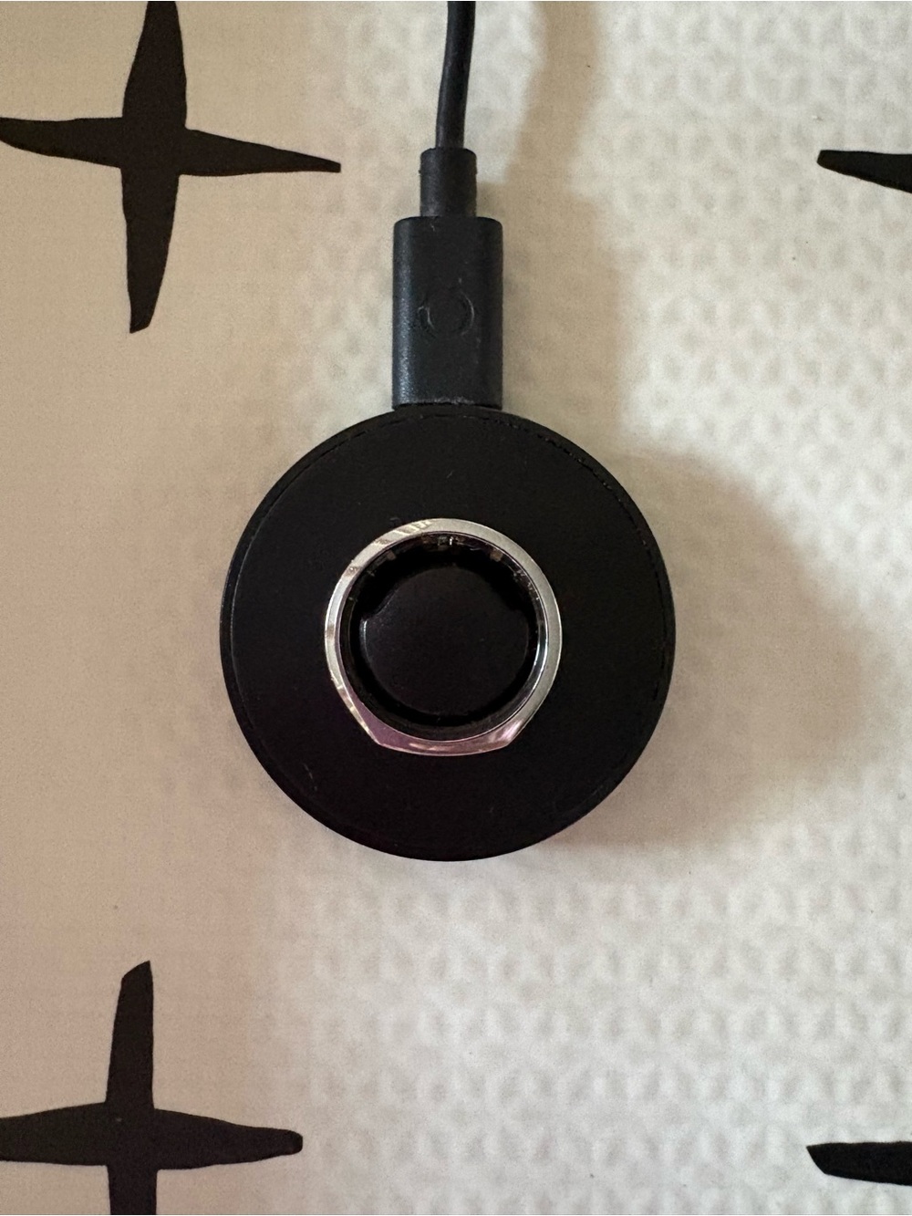 Oura Ring Gen 3 Silver Ring Size 7 and Charger with USB Cable